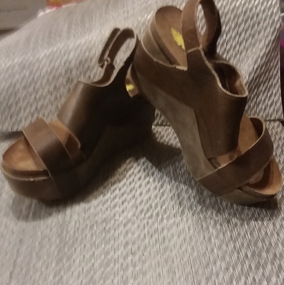 Volatile shoes - Picture 2 of 3